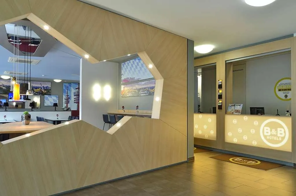 B&B Hotel Munchen City-Nord 0*, Munich